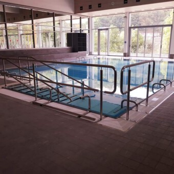 Schwimmkurse bei Plitsch-Platsch, Schwimmbecken im Oberlahnbad Weilburg